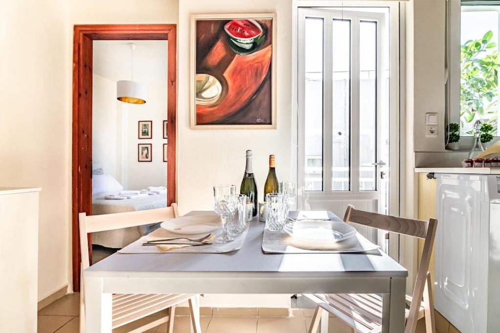Cozy Apartment In The Heart Of City Center Iraklio Eksteriør billede